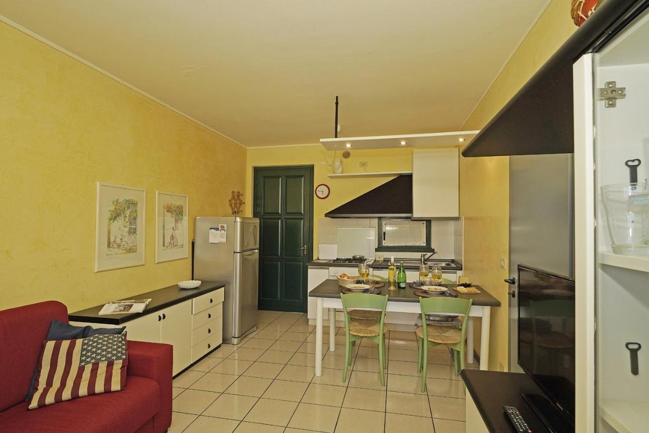 Appartamento Il Porticciolo P1-12 By Wonderful Italy Sirmione Esterno foto