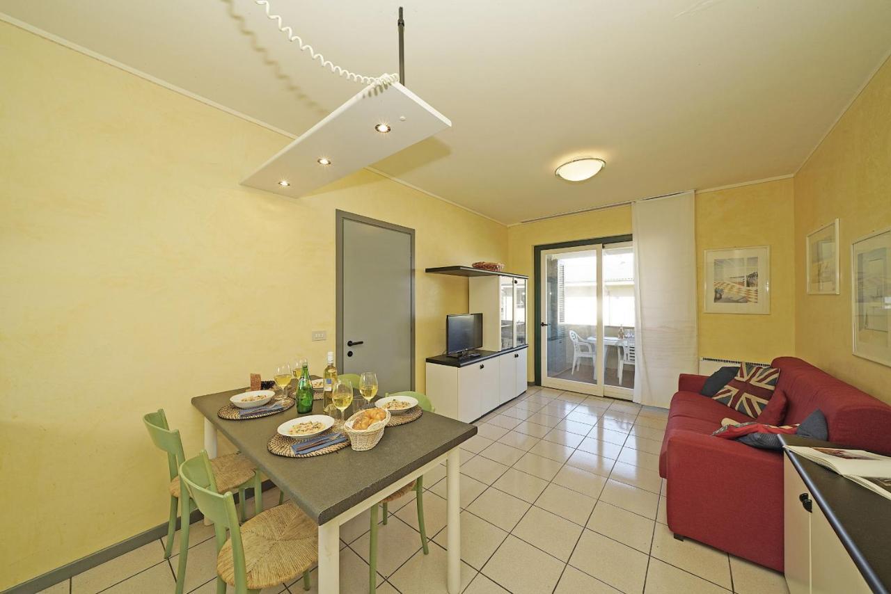 Appartamento Il Porticciolo P1-12 By Wonderful Italy Sirmione Esterno foto