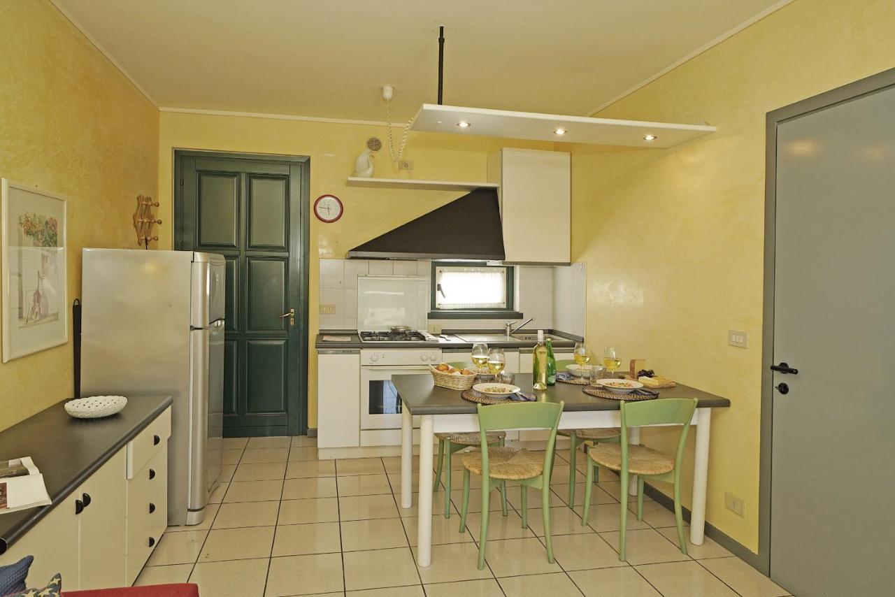 Appartamento Il Porticciolo P1-12 By Wonderful Italy Sirmione Esterno foto