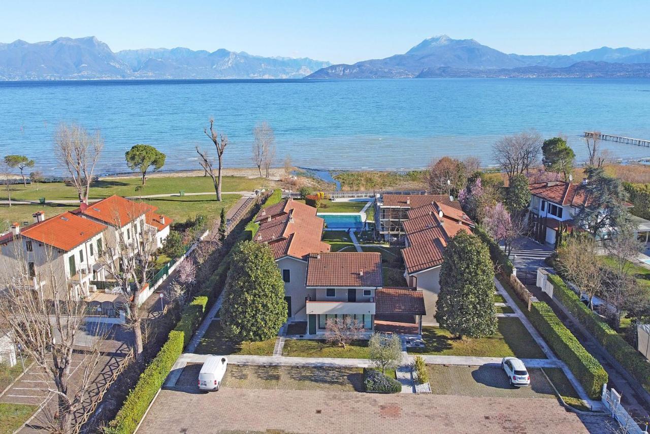 Appartamento Il Porticciolo P1-12 By Wonderful Italy Sirmione Esterno foto