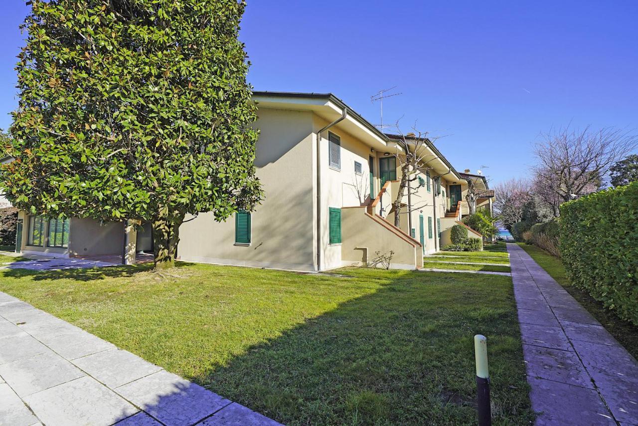 Appartamento Il Porticciolo P1-12 By Wonderful Italy Sirmione Esterno foto