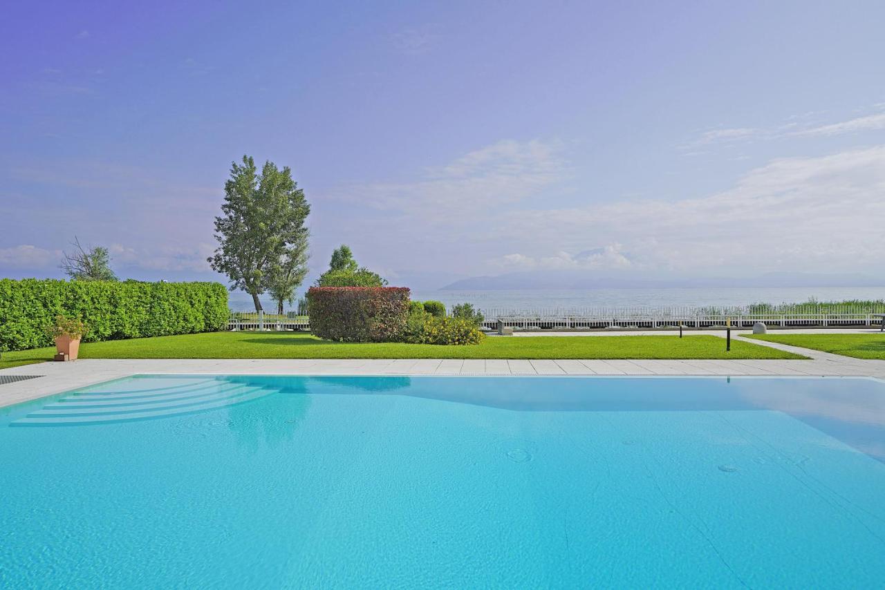 Appartamento Il Porticciolo P1-12 By Wonderful Italy Sirmione Esterno foto