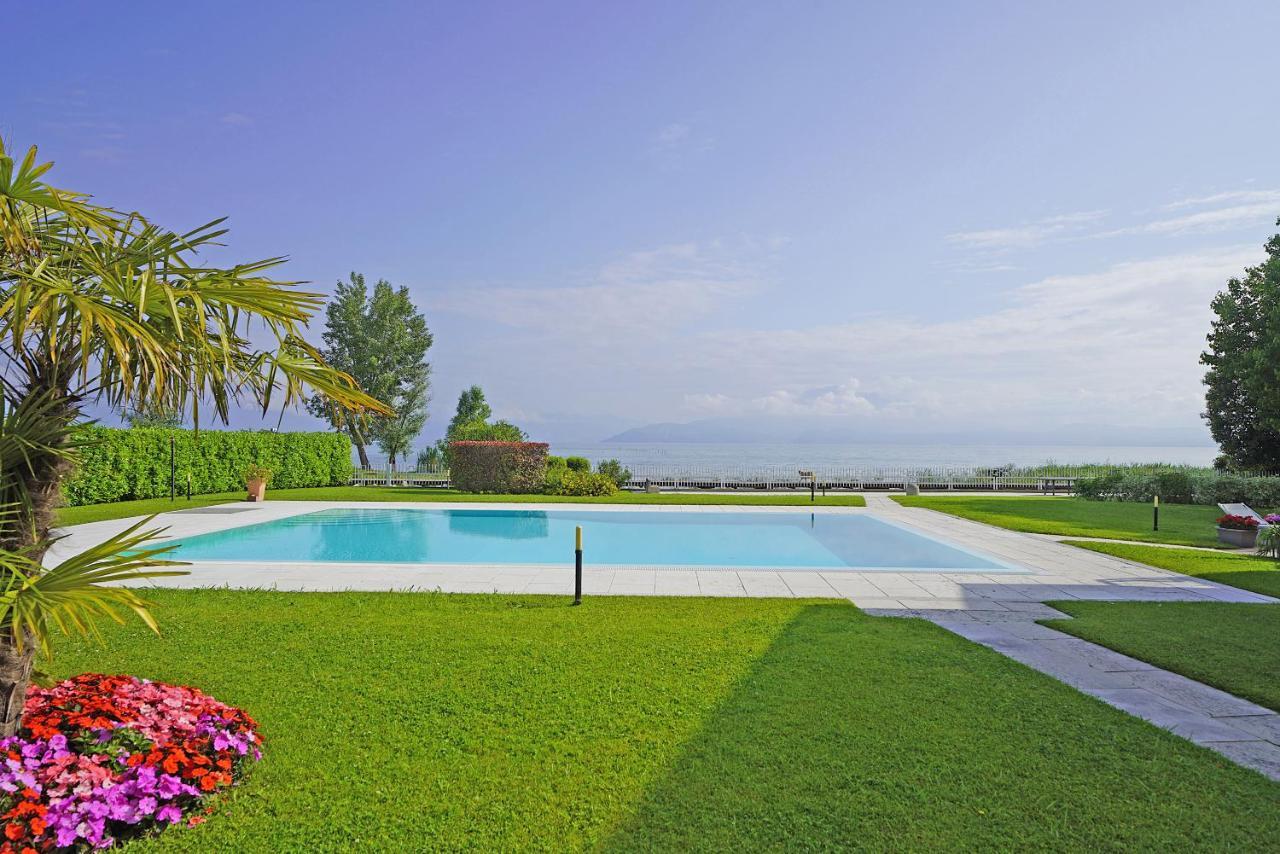 Appartamento Il Porticciolo P1-12 By Wonderful Italy Sirmione Esterno foto