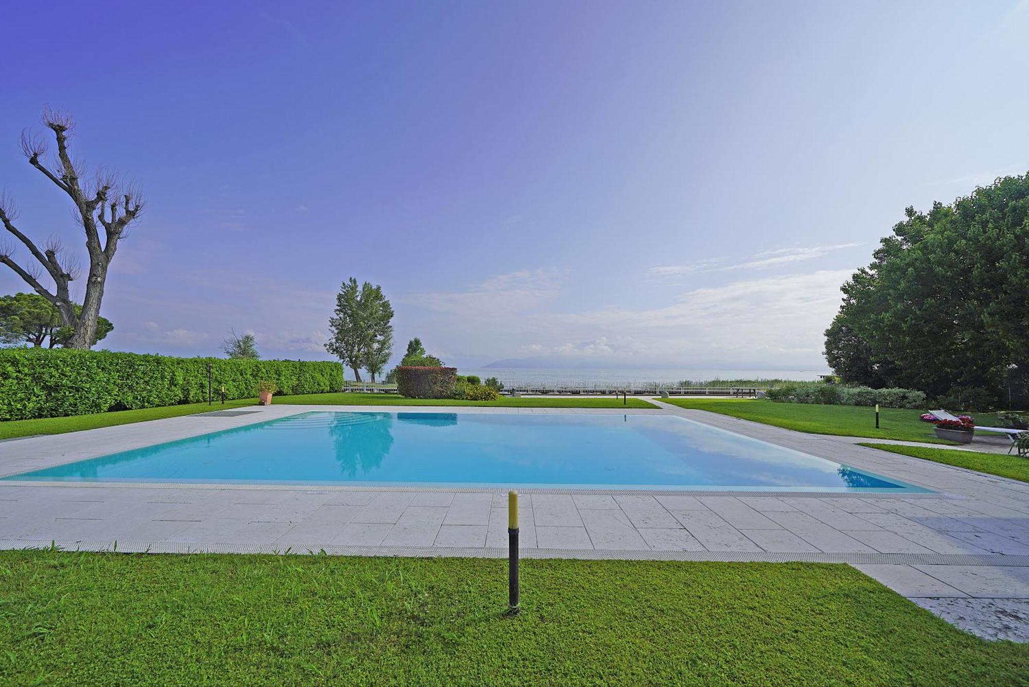 Appartamento Il Porticciolo P1-12 By Wonderful Italy Sirmione Esterno foto