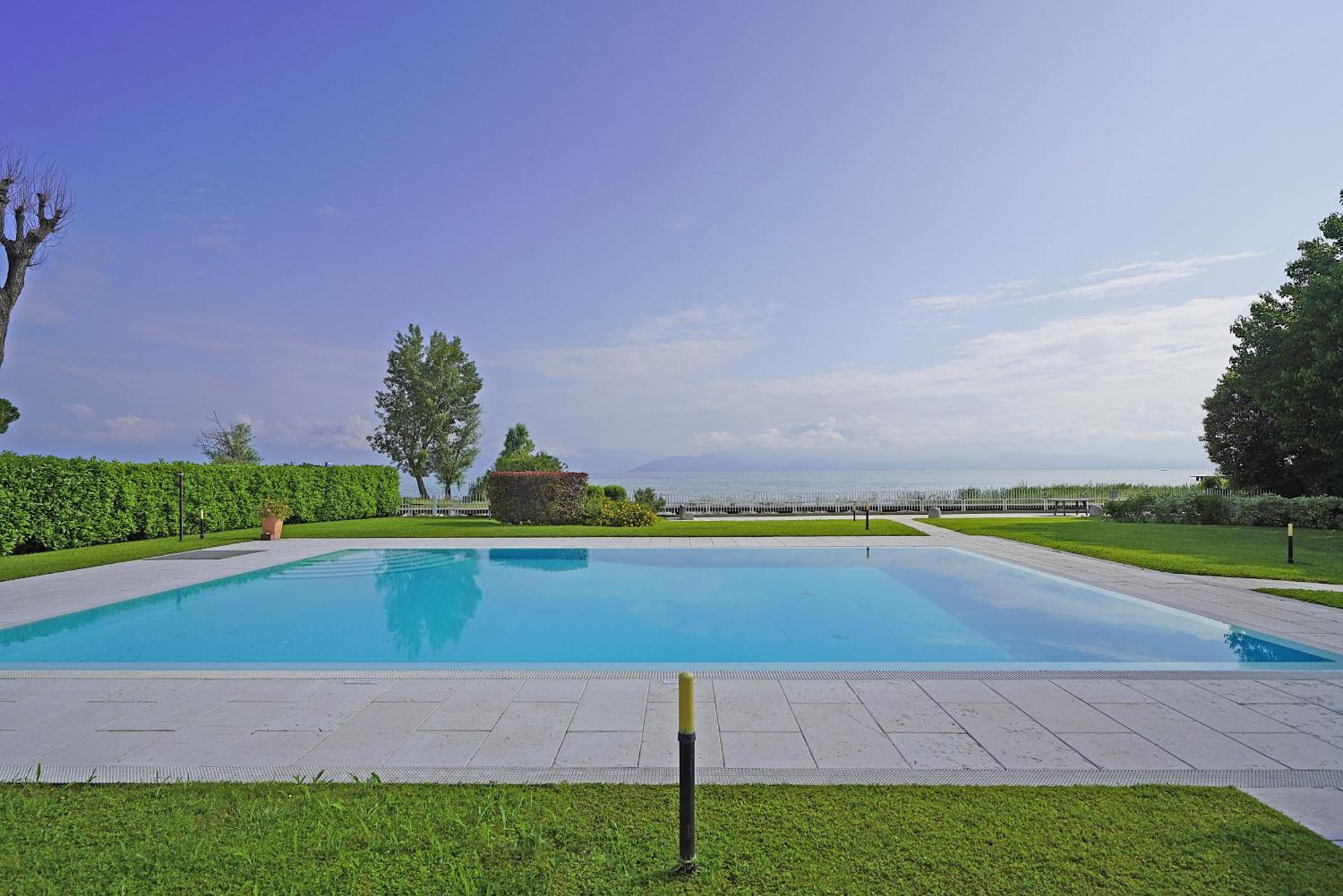 Appartamento Il Porticciolo P1-12 By Wonderful Italy Sirmione Esterno foto